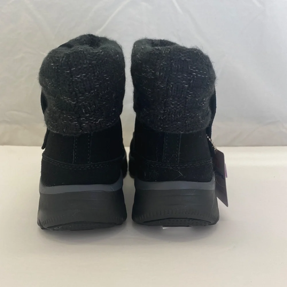 NWT Skechers - Memory Foam Boot - Water Repellent - Women's Size 7 (Free Gift!) - Picture 7 of 11